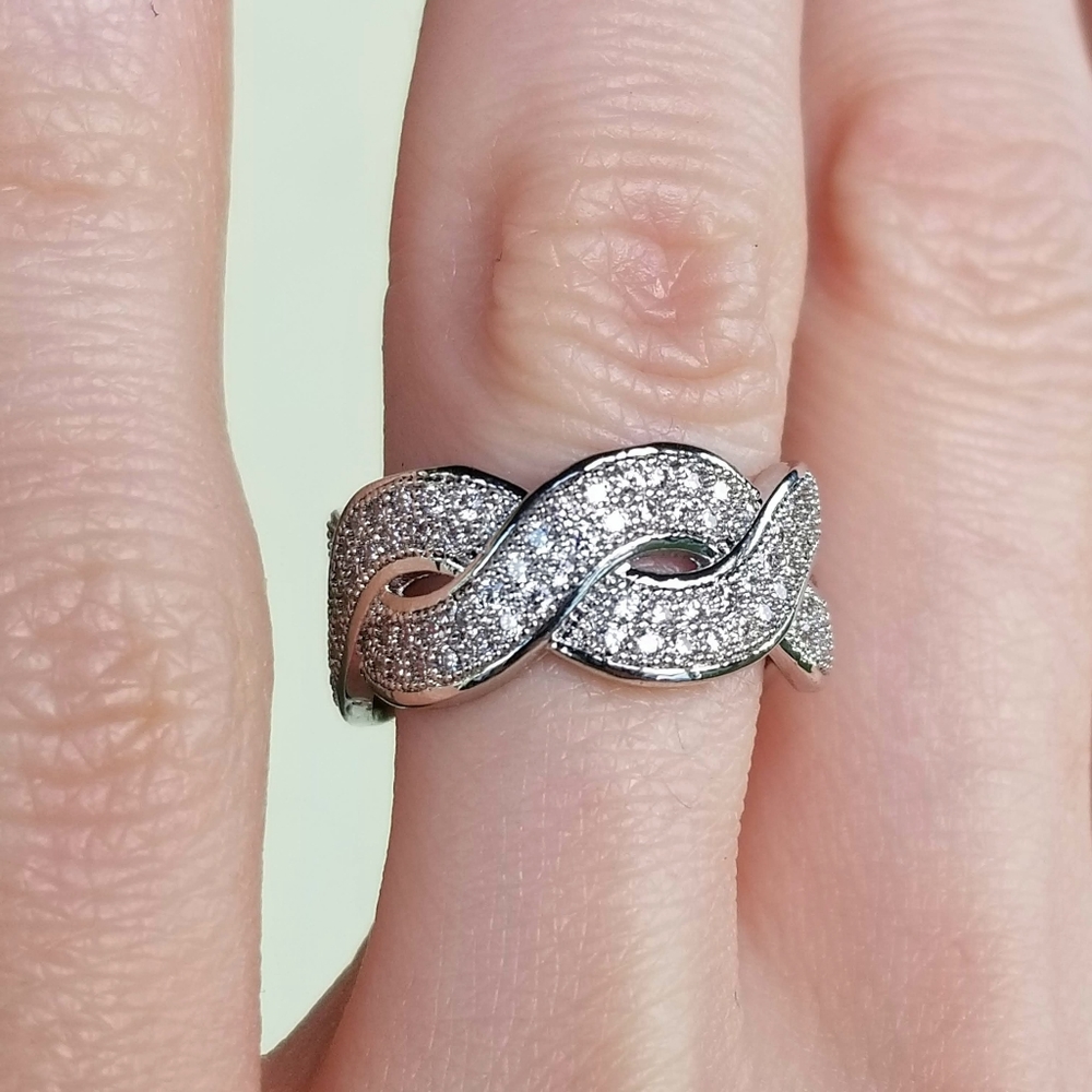 🆕️Sterling Silver-White Sapphire Infinity Ring